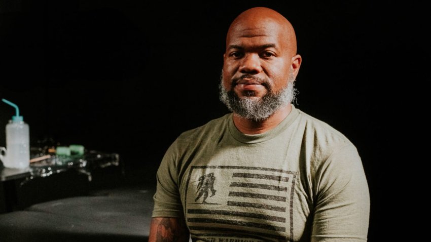 Daniel Wright, a Purple Heart recipient gives free tattoos to fellow veterans as therapy